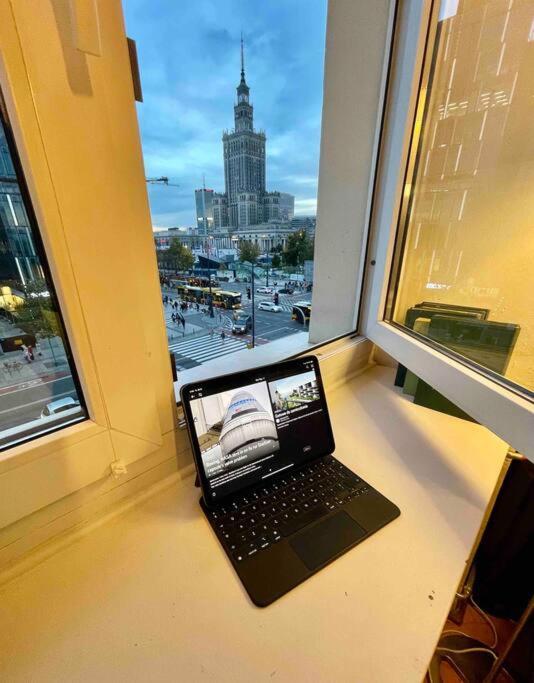 Super Square Metro X2 Fast Wifi 55'Tv Netflix Hbo Appletv+ Amazontv Appartement Warschau Buitenkant foto
