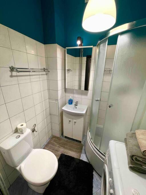 Super Square Metro X2 Fast Wifi 55'Tv Netflix Hbo Appletv+ Amazontv Appartement Warschau Buitenkant foto