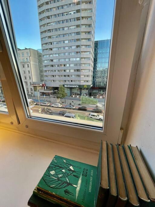 Super Square Metro X2 Fast Wifi 55'Tv Netflix Hbo Appletv+ Amazontv Appartement Warschau Buitenkant foto