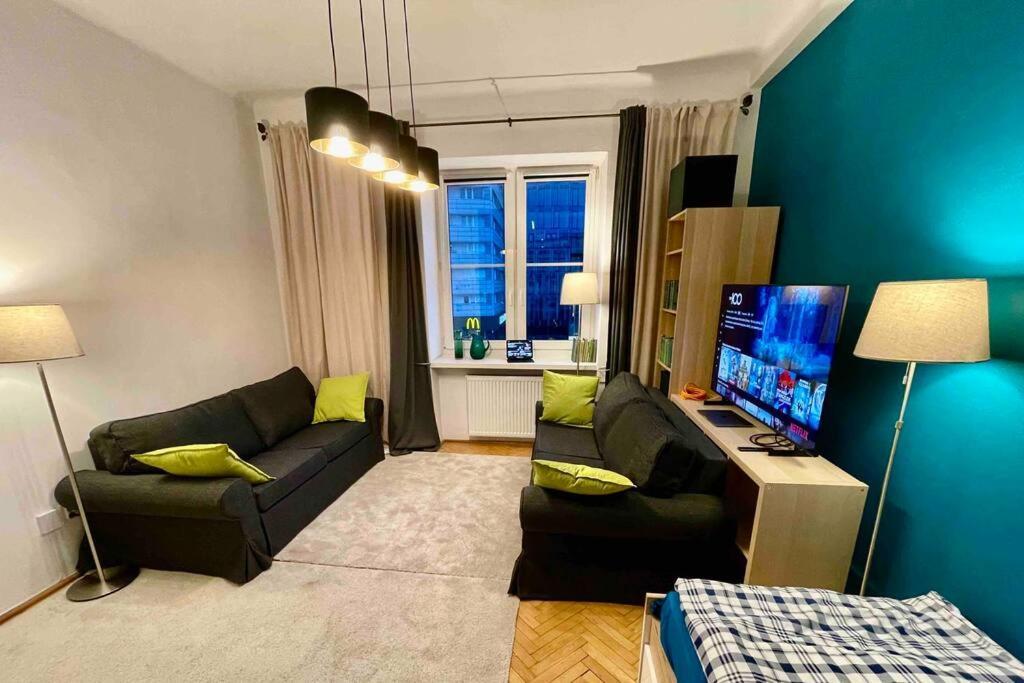 Super Square Metro X2 Fast Wifi 55'Tv Netflix Hbo Appletv+ Amazontv Appartement Warschau Buitenkant foto