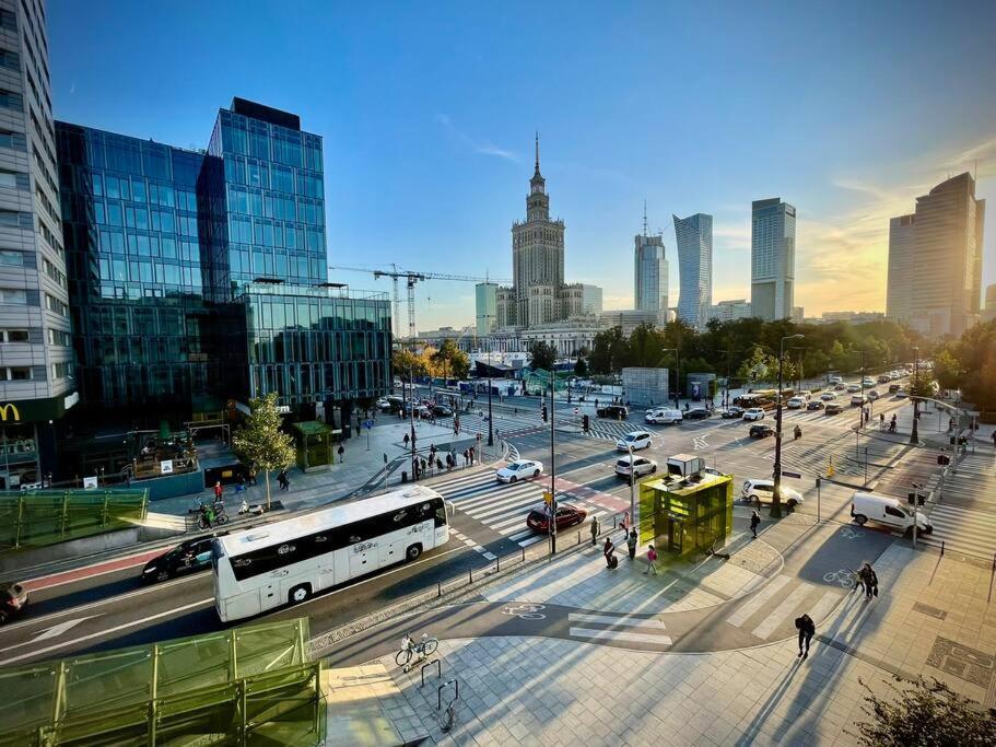 Super Square Metro X2 Fast Wifi 55'Tv Netflix Hbo Appletv+ Amazontv Appartement Warschau Buitenkant foto
